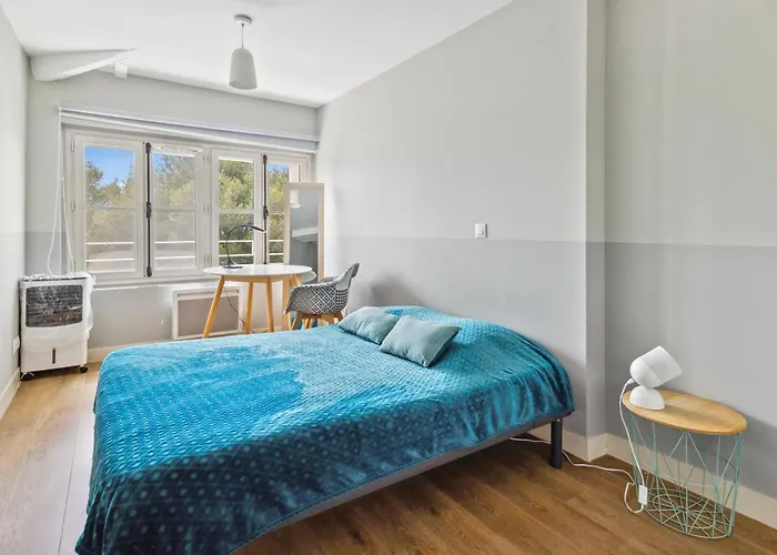 De Messugues - Appt Standing Vue 아파트 Saint-Raphaël