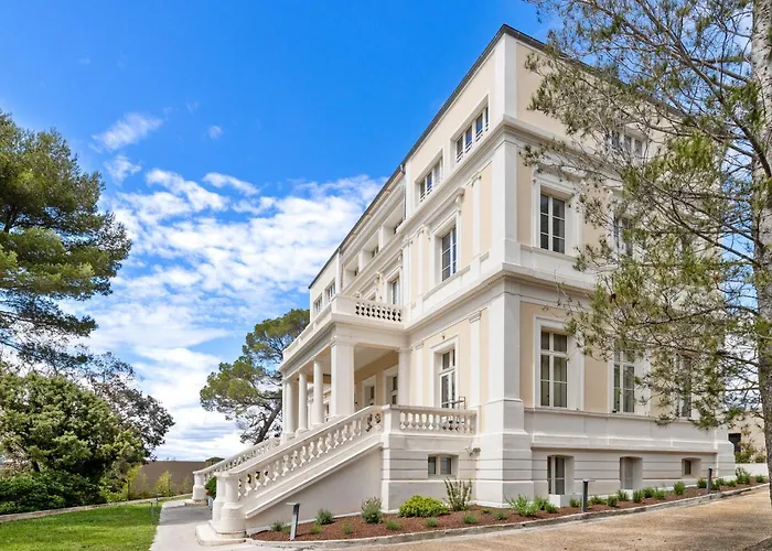 شقة De Messugues - Appt Standing Vue Saint-Raphaël